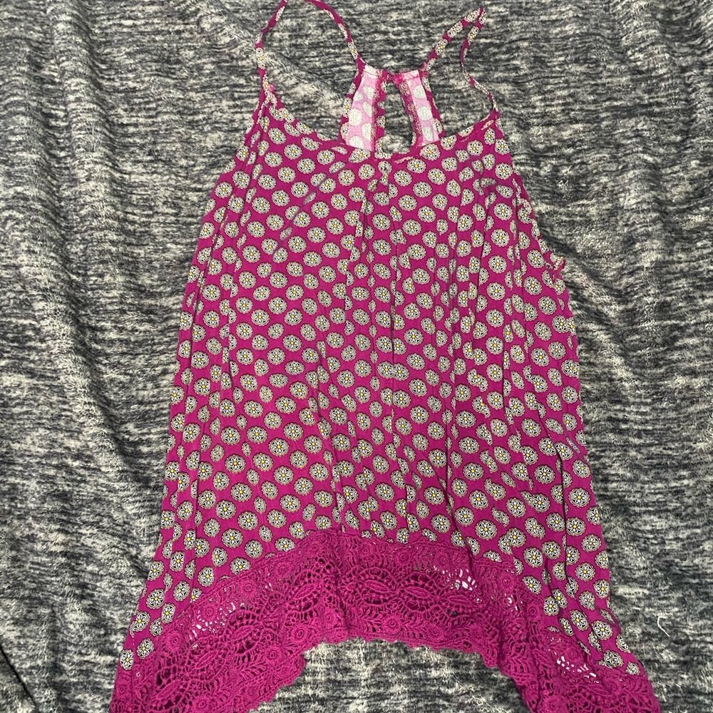 Mossimo tank top size Large